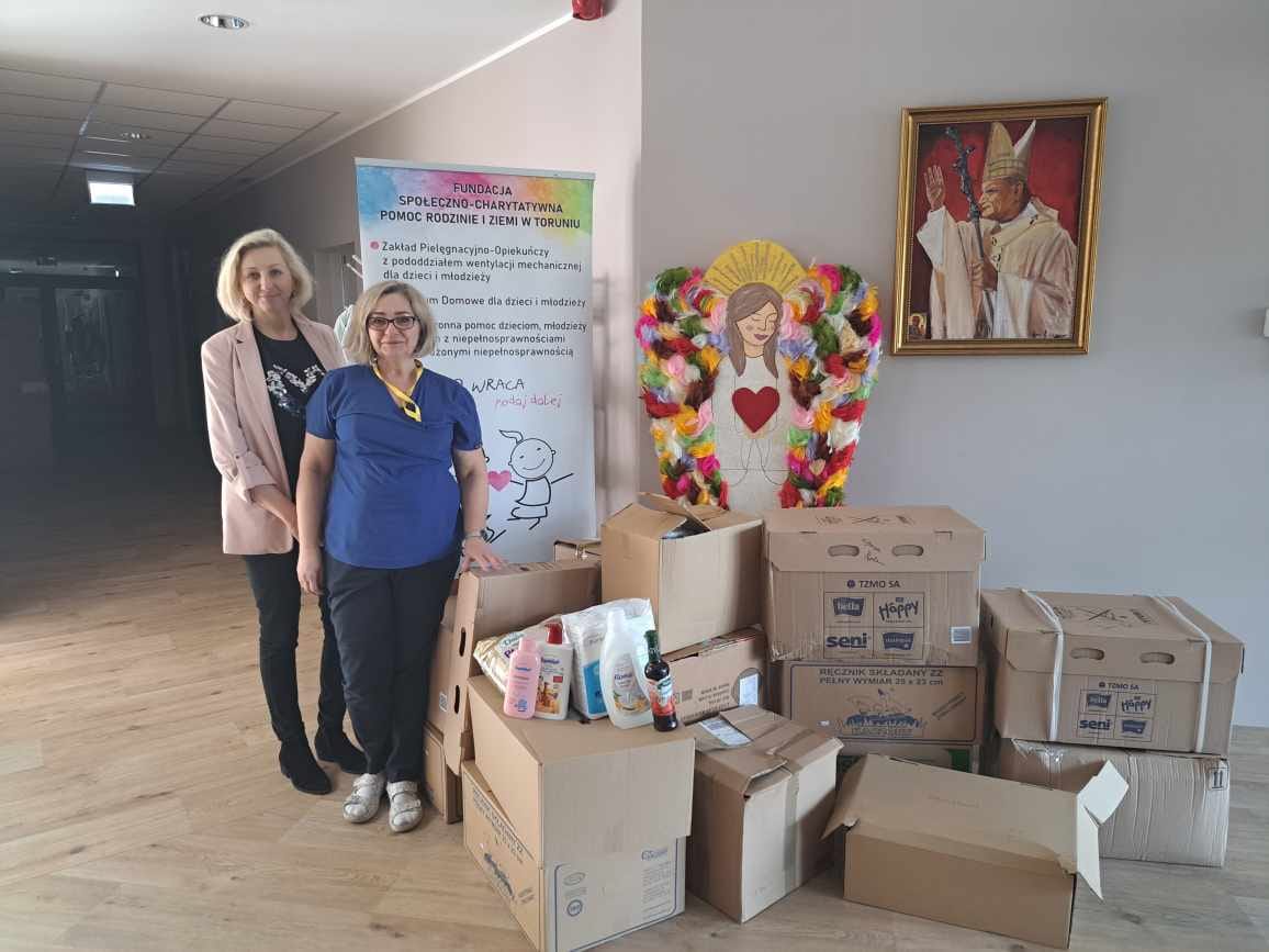 Zbiórka darów na rzecz Hospicjum Nadzieja w Toruniu.